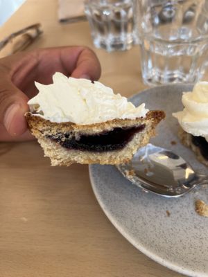 Inside cake   at Bloomy Rive Gauche in Toulouse