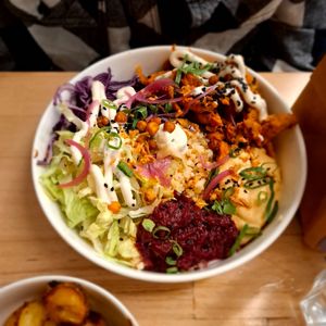 Salade libanaise ☀️ at Bloomy Rive Gauche in Toulouse