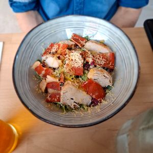 Salade César 🥗 at Bloomy Rive Gauche in Toulouse