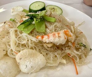 Fried bee hoon   at Wang Bu Liao Vegetarian 忘不了 in Batam