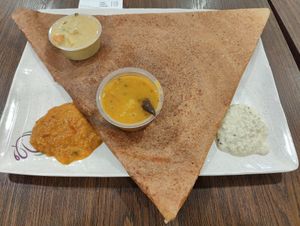 Mysore masala thosai. Ask for no ghee at Ananda Bhavan - Changi Expo in East Singapore