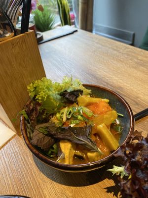 Amazing tofu and plantain   at To1980 Vegan - Pempelfort in Dusseldorf