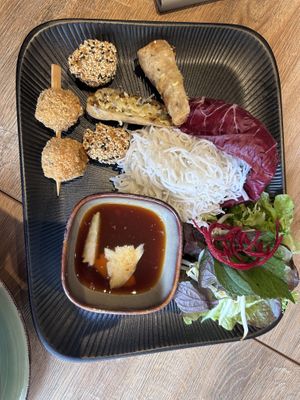 Bun met mix  at To1980 Vegan - Pempelfort in Dusseldorf