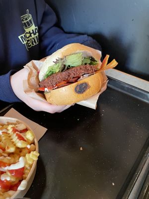 Hambúrguer soja  at Swing Kitchen - Invalidenstraße  in Vienna