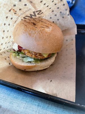 Chiken burguer  at Swing Kitchen - Invalidenstraße  in Vienna