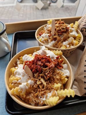 Garlic fries at Swing Kitchen - Invalidenstraße  in Vienna