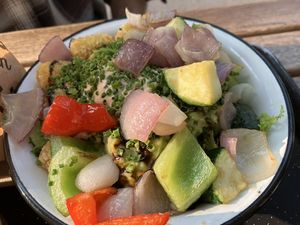 Avocado saladd  at Swing Kitchen - Invalidenstraße  in Vienna