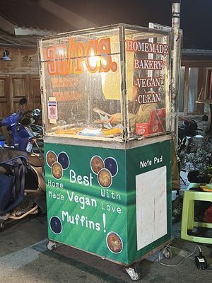   at Muffins Indy - Maybe closed in Pai