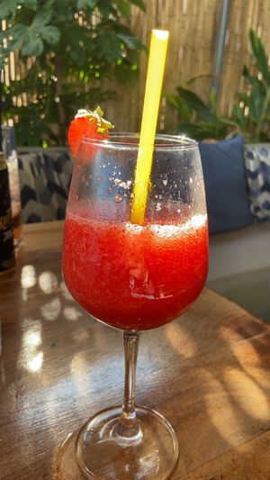 Frozen strawberry daiquiri   at Tásos in Zakynthos