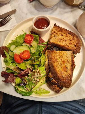  at Le Pain Quotidien in Luxembourg City