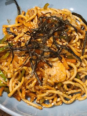 Noodles with veggies - vegan at Kenkō in La Marsa