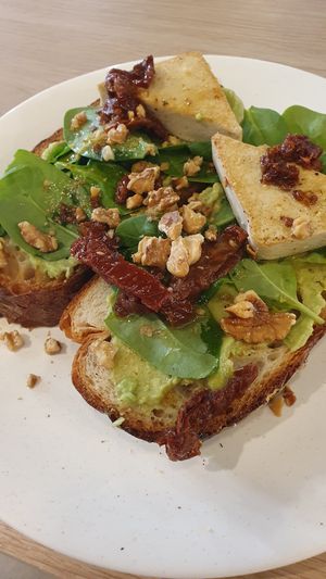 Vegan breakfast sandwich from heaven at Elephant Shoe in Valletta