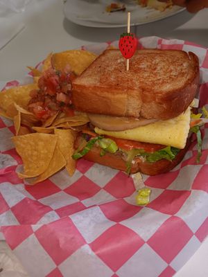 Emparedado "Siembra" (sin queso vegano) at Semilla by ConGreka  in San Juan