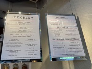 Menu at Petunia's Pies and Pastries in Portland