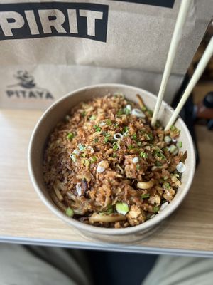 Yaki udon la vie  at Pitaya  in Biarritz