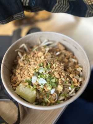 Pas thaï   at Pitaya  in Biarritz