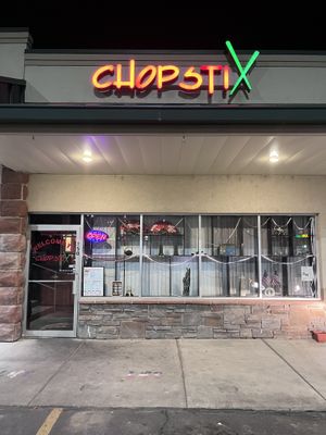Outsidee #Veganuary at Chopstix in Green River
