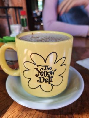 Bebidas quentes e frias at The Yellow Deli in Londrina