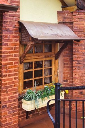 Closes at The Yellow Deli in Londrina