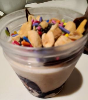 Fudge Sundae cake jar at Crème de la Crop in Herndon