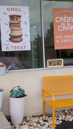  at Crème de la Crop in Herndon