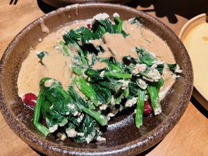 Spinach stacks step 2  at Pusu - 璞素 in Brooklyn