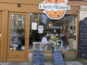  at À Tantôt in Rouen
