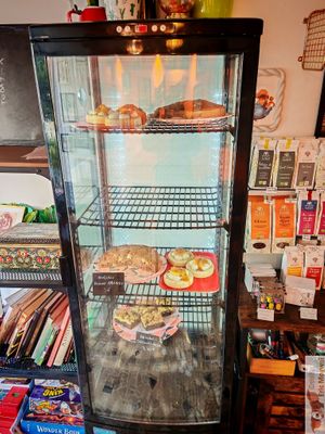 PAstries at À Tantôt in Rouen