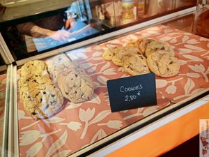 Cookies at À Tantôt in Rouen