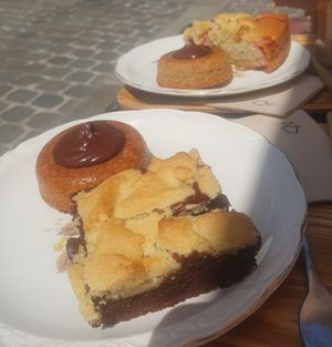  at À Tantôt in Rouen