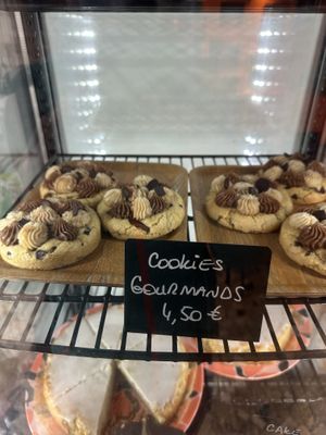   at À Tantôt in Rouen