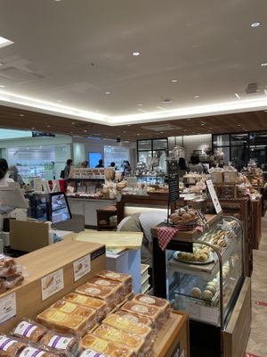 Shop  at Yokohama Takashimaya Bakery Square in Yokohama