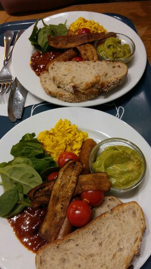Vegan breakfast at Fruccola in Budapest