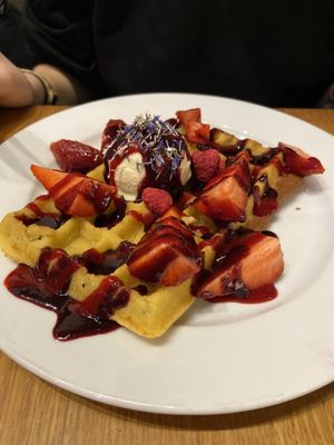 Vegan pancakes at Fruccola in Budapest