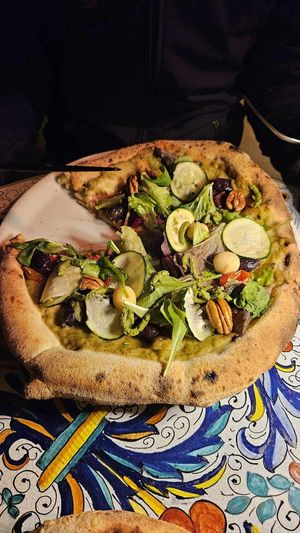 Best vegan pizza at Re al Quadrato in Montepulciano