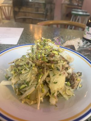 Wintersalat -> mega 🤩 wird’s bei mir im deli genauso auch mal geben….#BÄRISTO  at Korzenie Kuchnia Roślinna  in Szczecin