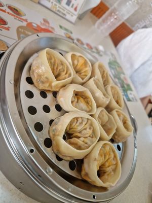 Kimchi Dumpling at Bibibim in Busan