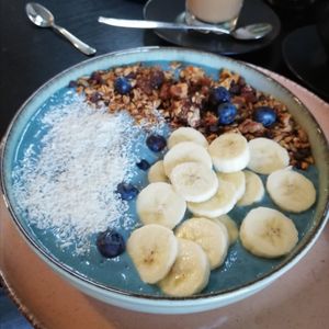 Vegan Spirulina Bowl #Veganuary at Fernweh Groningen in Groningen