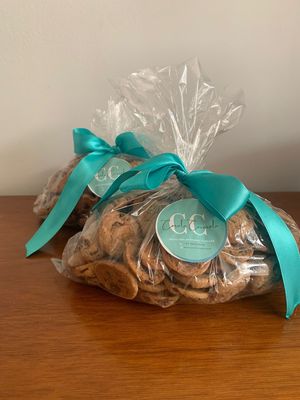 500gr de mini chips, 100% vegana  at Carola Cacerola Pasteleria  in Bogota