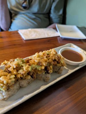 Pirates of the Crunch roll at Shojin - Culver City in Culver City