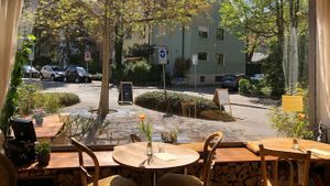  at Café zum goldige Velo in Basel