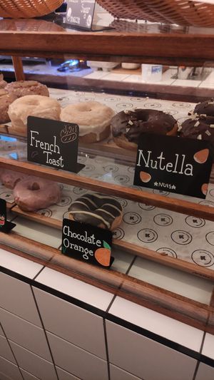 Vegan choc orange and mulled wine (+ other veggie) donuts at Kilted Donut in Edinburgh