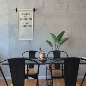 Cute interior at OVO Coffee in Corroios