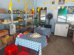 Inside view at Mum's Kitchen Jey Food - อาหารเจ ครัวคุณแม่ in Chiang Mai