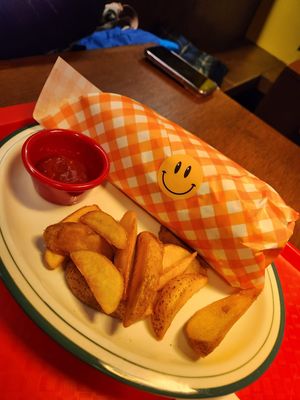 Soft tacos (wrap) with wedges  at Hyeopjae Nachos in Jeju