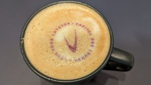  at IAD - Capital One Lounge - T1 in Sterling