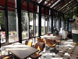 Interior at Thalvie Café & Bar in Thalwil