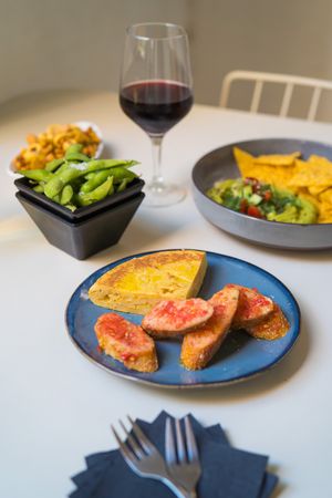  at Cafeteria Kasa Hanaka in Barcelona