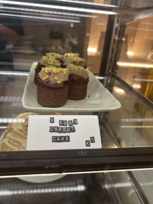 Vegan carrot cake  at Philosopheat in Barcelona