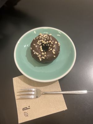 Vegan donuts (still a cake 😅)  at Philosopheat in Barcelona